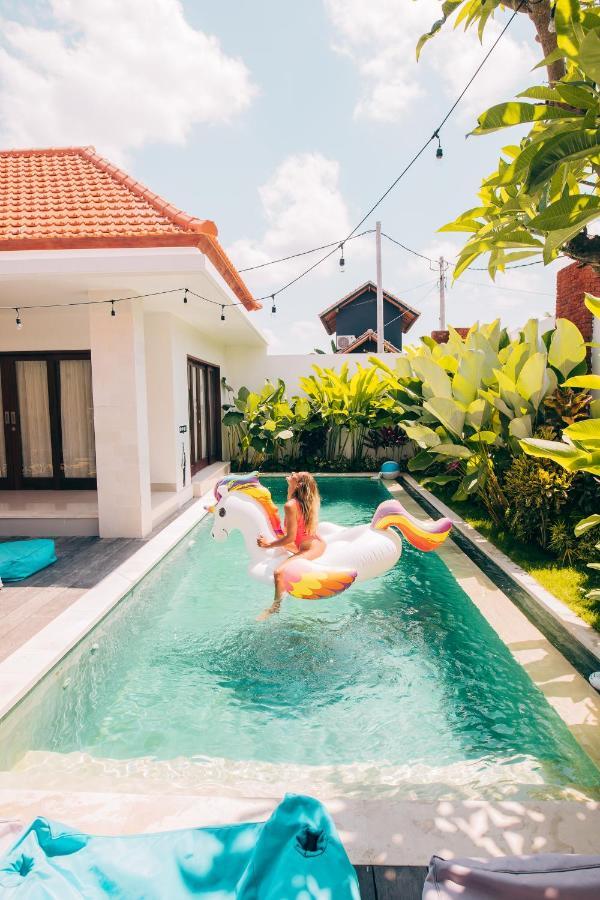 Villa Insta! Luxury Big 5 Star 3Brm Villa In Centre Of Canggu 外观 照片